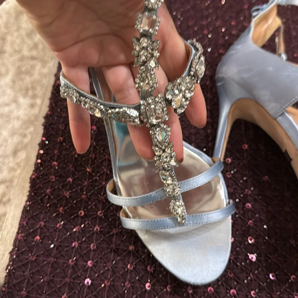 Badgley Mischka evening heels size 8 - Picture 3 of 6